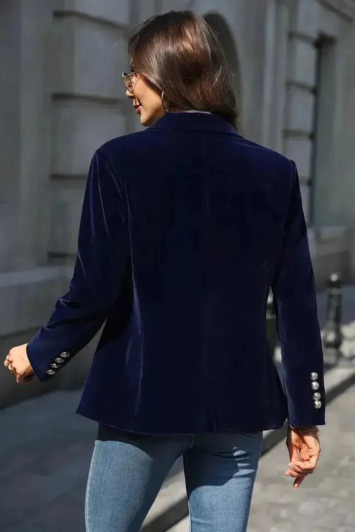 SCARLETT – VELVET LUXE STATEMENT BLAZER