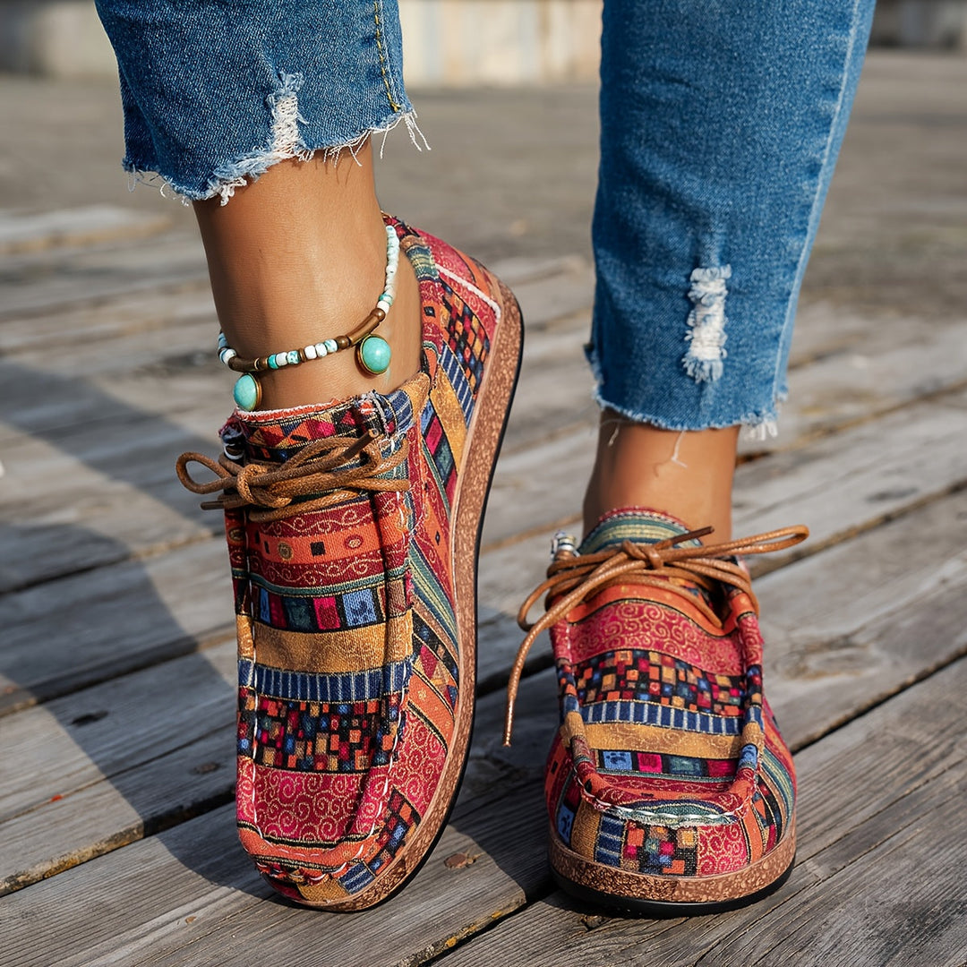 GIANE – BOHO CHIC LACE-UP LOAFERS