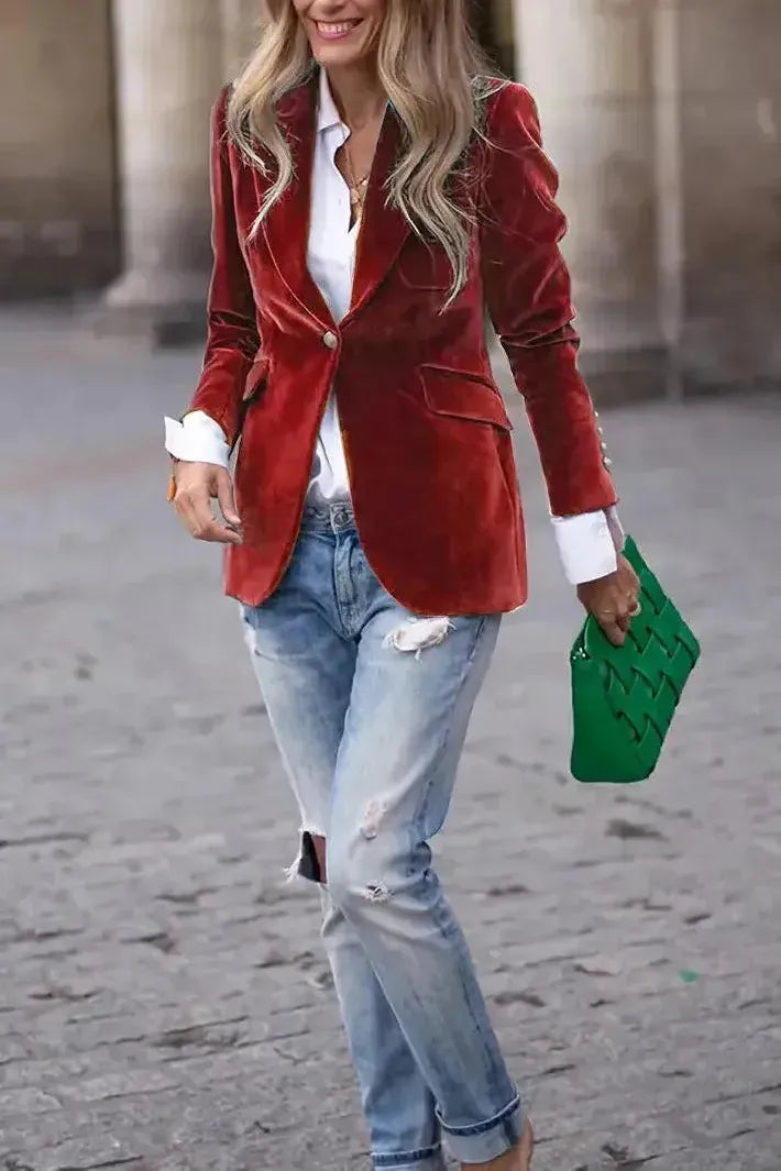 SCARLETT – VELVET LUXE STATEMENT BLAZER