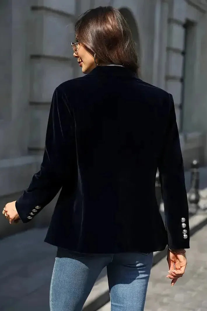 SCARLETT – VELVET LUXE STATEMENT BLAZER