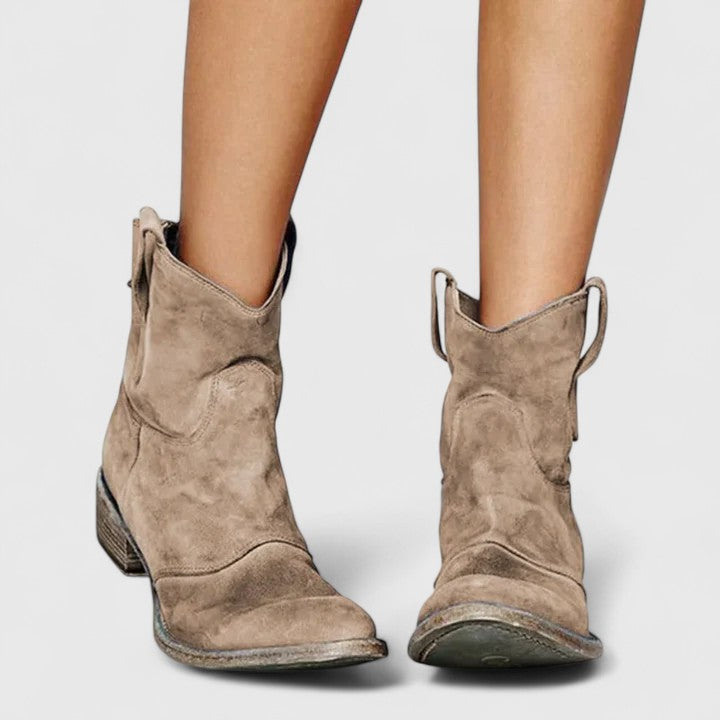 AUTUMN – VINTAGE WESTERN ANKLE BOOTIES