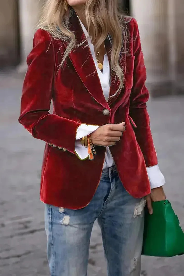 SCARLETT – VELVET LUXE STATEMENT BLAZER