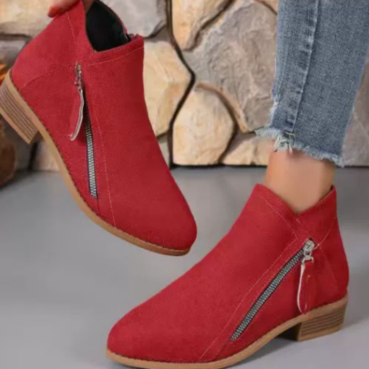 AILA - EVERYDAY CHIC ANKLE BOOT