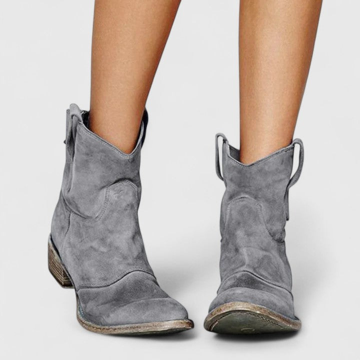 AUTUMN – VINTAGE WESTERN ANKLE BOOTIES