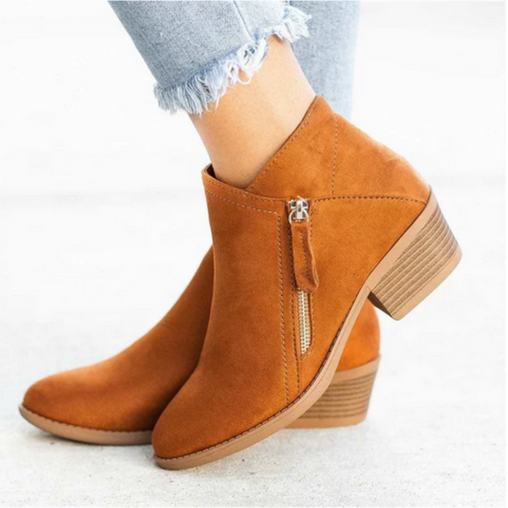 AILA - EVERYDAY CHIC ANKLE BOOT