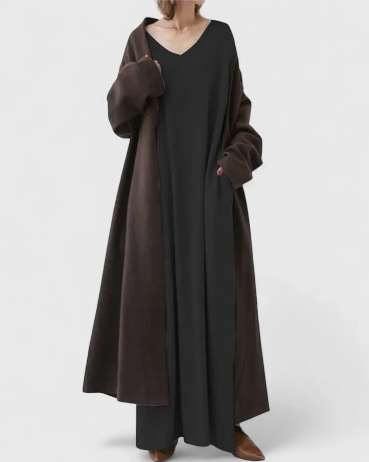 AVA – RELAXED V-NECK MAXI DRESS