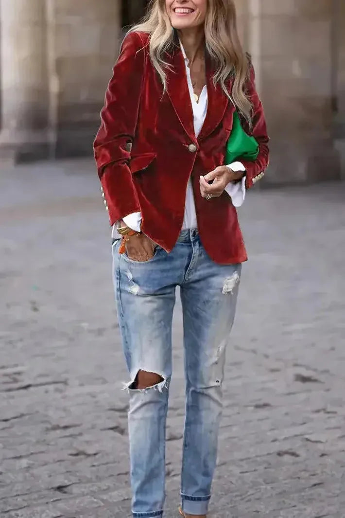SCARLETT – VELVET LUXE STATEMENT BLAZER