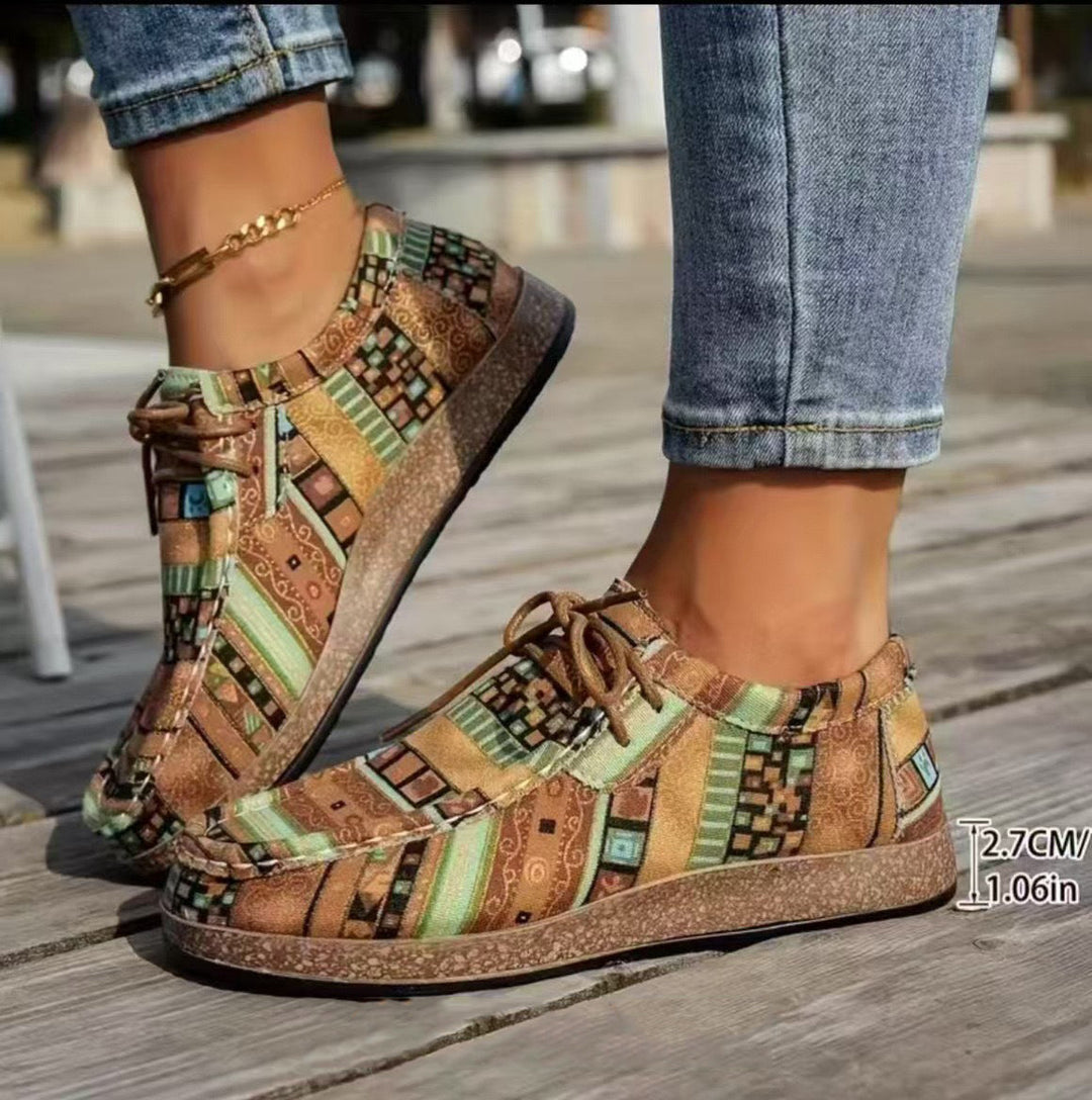 GIANE – BOHO CHIC LACE-UP LOAFERS