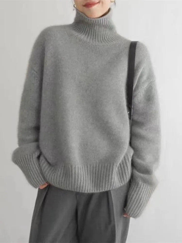 MADELINE - COZY TURTLENECK SWEATER