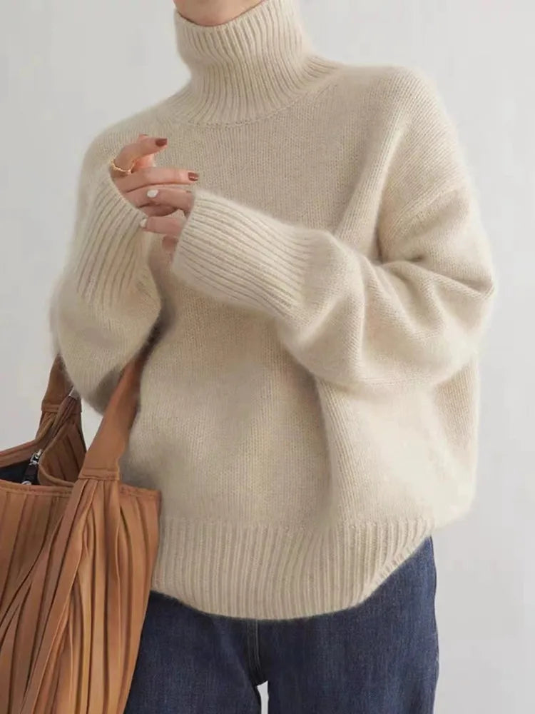 MADELINE - COZY TURTLENECK SWEATER