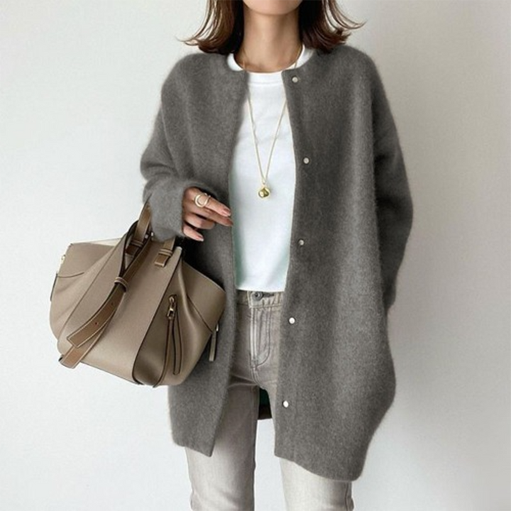 MELANIE – CLASSIC COZY CARDIGAN