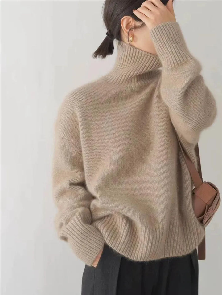 MADELINE - COZY TURTLENECK SWEATER