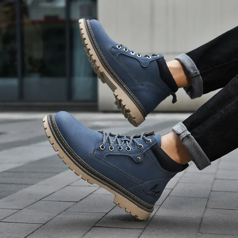 COLE – URBAN TRAIL LACE-UP BOOTS