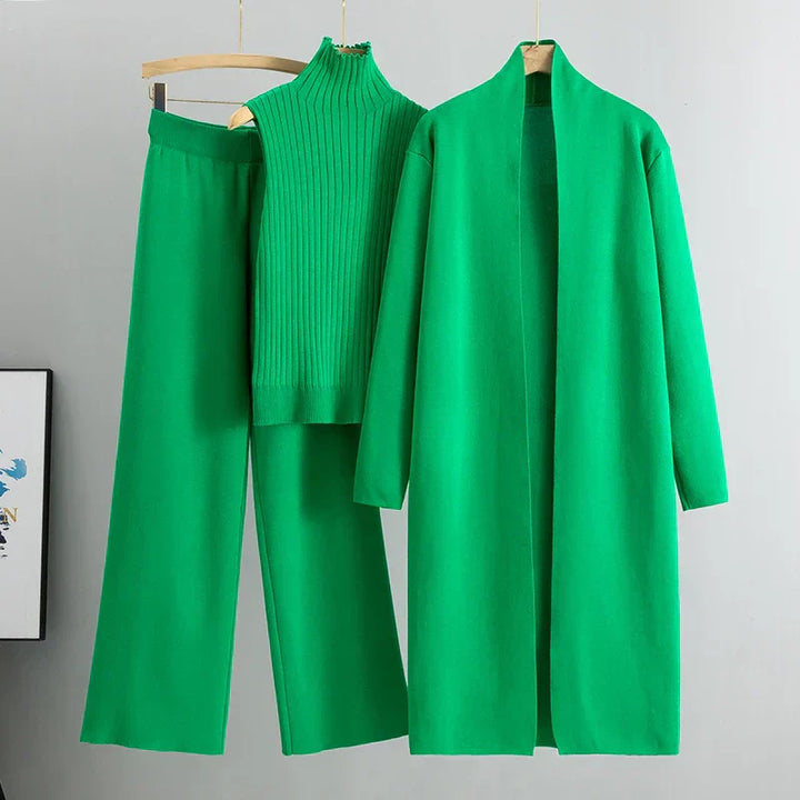 BROOKE – MINIMALIST ELEGANCE THREE-PIECE SET