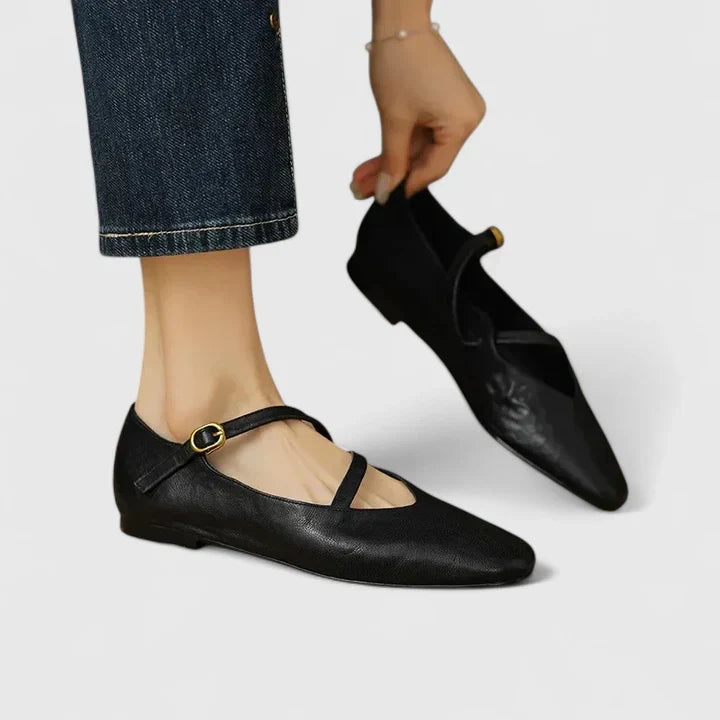 AMANDA – CLASSIC CHARM MARY JANE FLATS