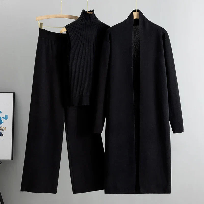 BROOKE – MINIMALIST ELEGANCE THREE-PIECE SET