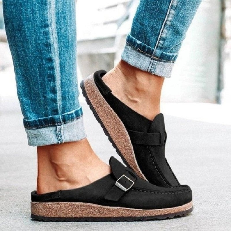 HAILEY – CLASSIC SUEDE LOAFERS