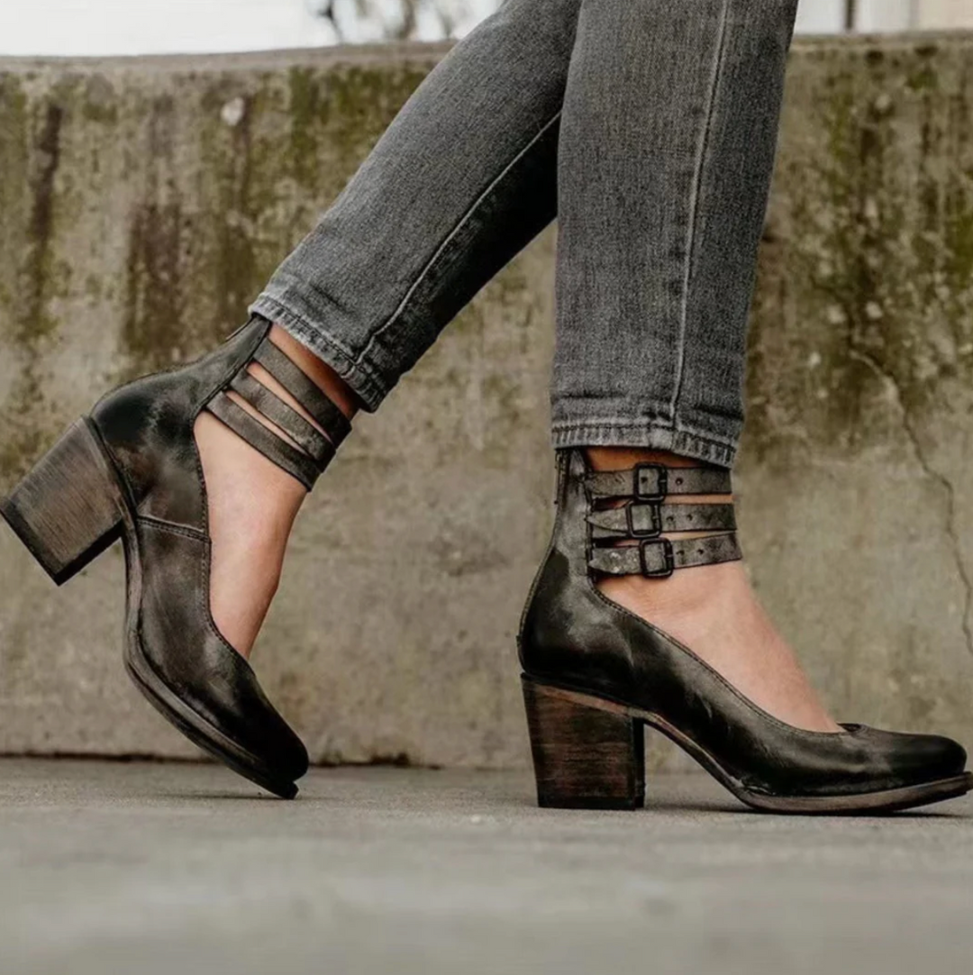 DELANEY – VINTAGE STRAP BLOCK HEELS