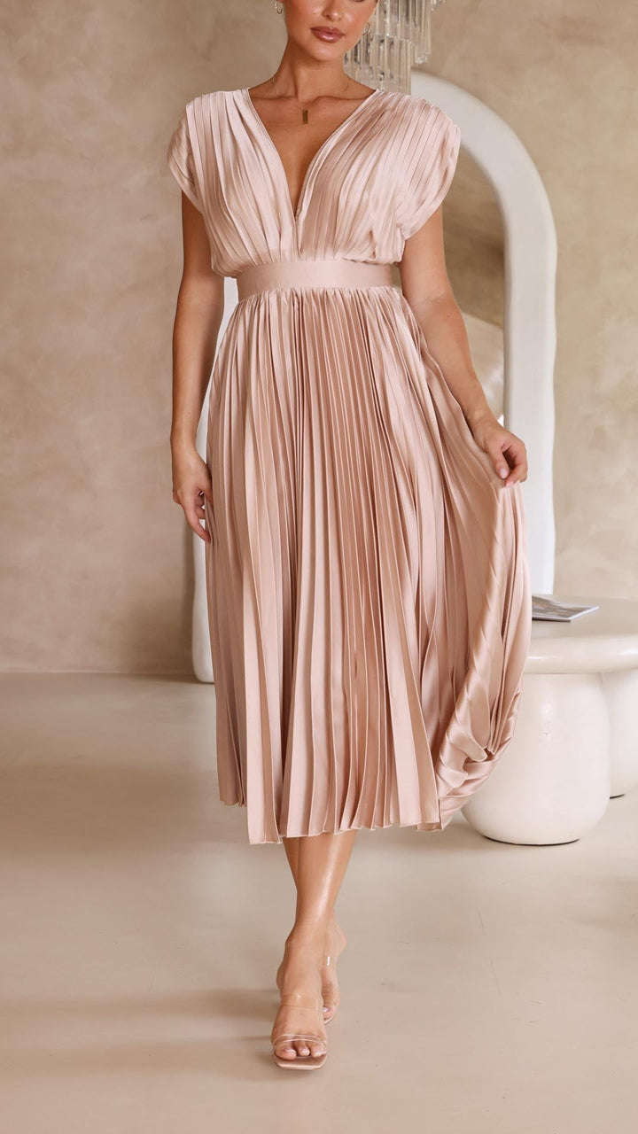 SERENA – ELEGANT PLEATED MAXI DRESS
