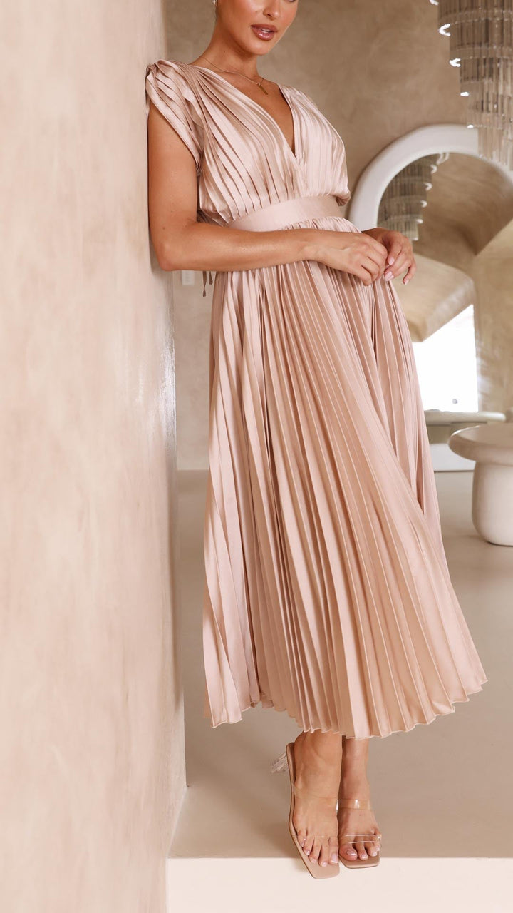 SERENA – ELEGANT PLEATED MAXI DRESS