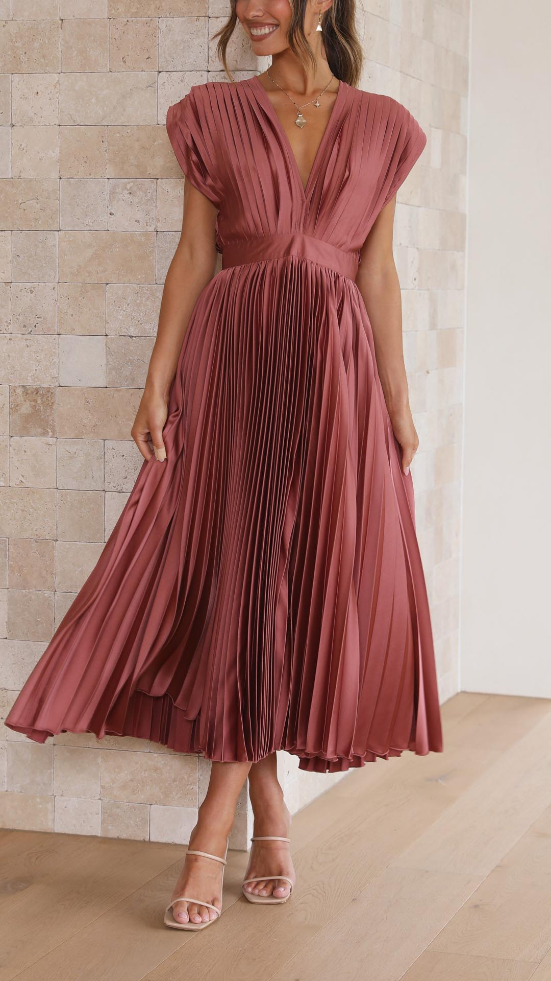 SERENA – ELEGANT PLEATED MAXI DRESS