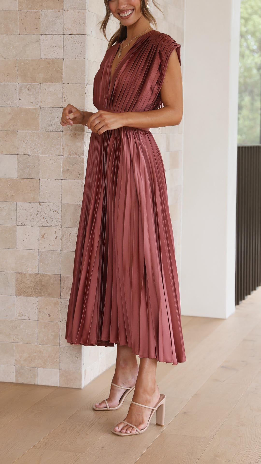SERENA – ELEGANT PLEATED MAXI DRESS