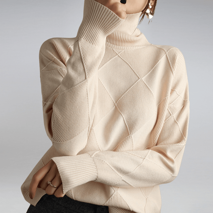 ANNIKA – ELEGANT TURTLENECK SWEATER