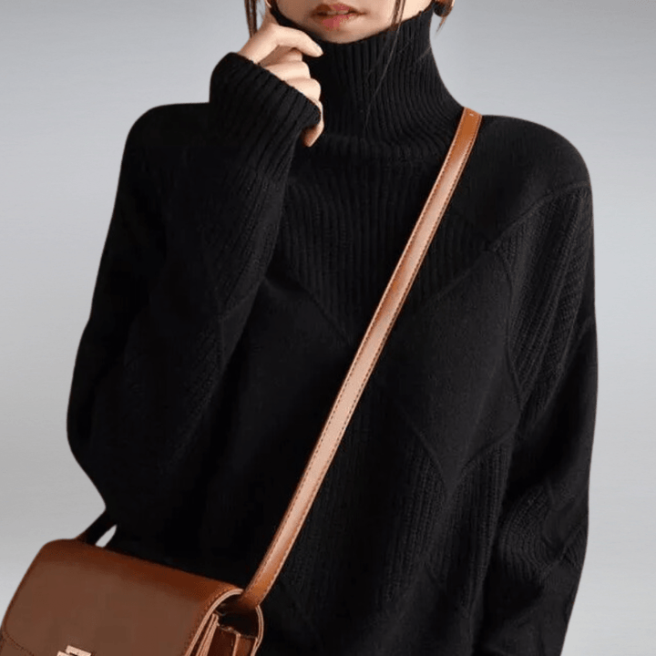 ANNIKA – ELEGANT TURTLENECK SWEATER