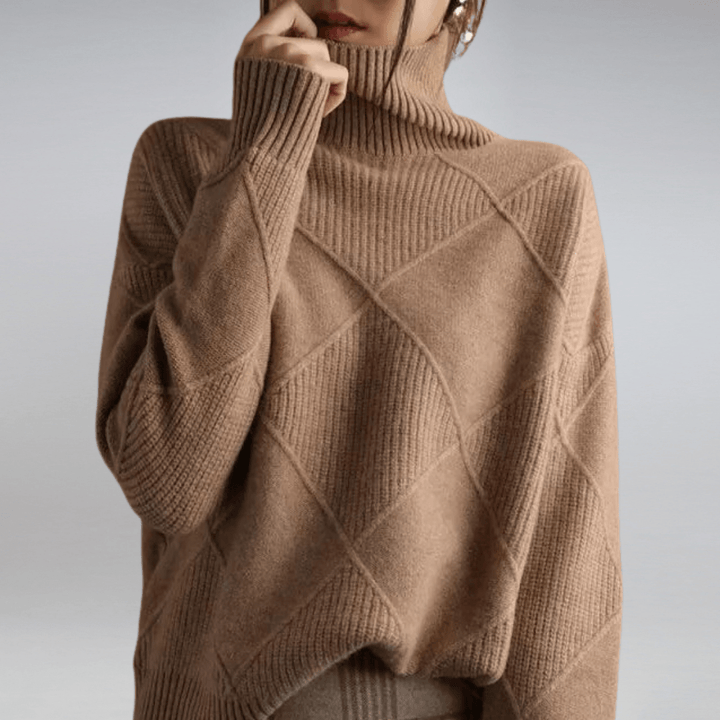 ANNIKA – ELEGANT TURTLENECK SWEATER