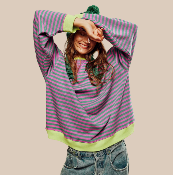 ZOEY – FUNSTRIPE WEEKEND SWEATSHIRT