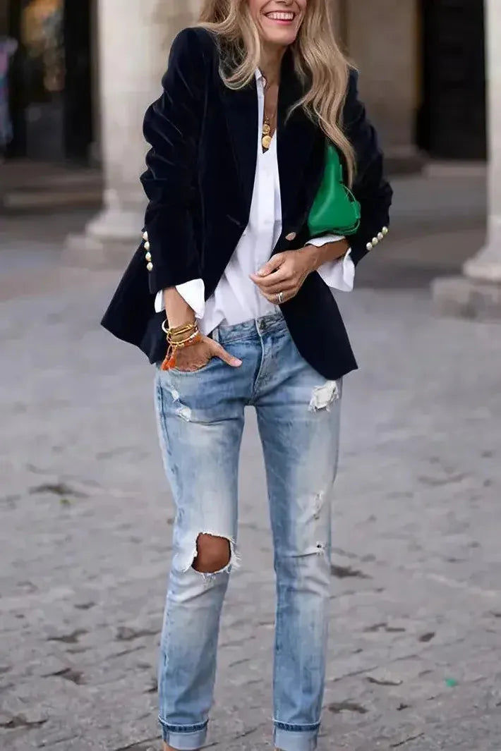 SCARLETT – VELVET LUXE STATEMENT BLAZER