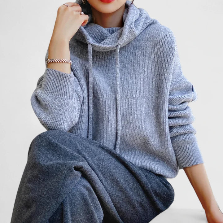 TATUM – RELAXED HOODED KNIT SWEATER