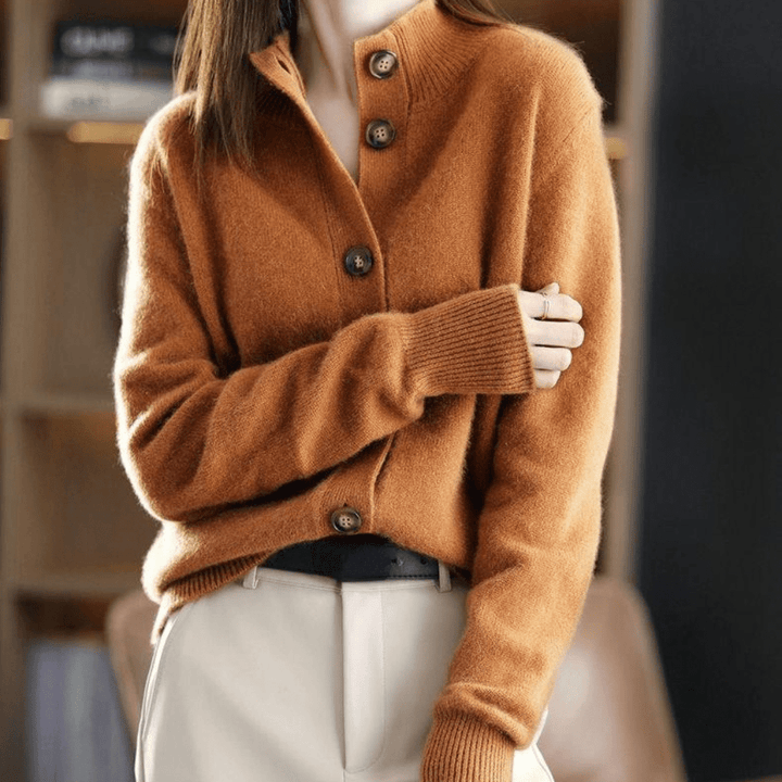 SAVANNAH – EVERYDAY CHARM BUTTON CARDIGAN